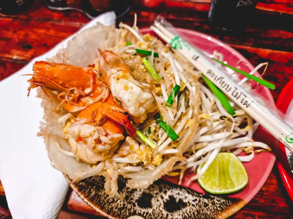 Best food to try in Thailand - Pad Thai