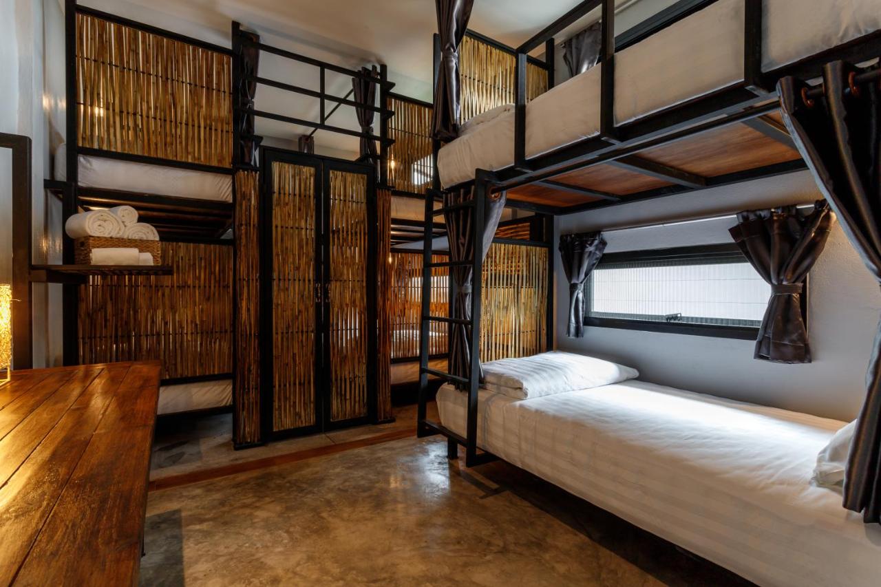Mad Monkey Bangkok