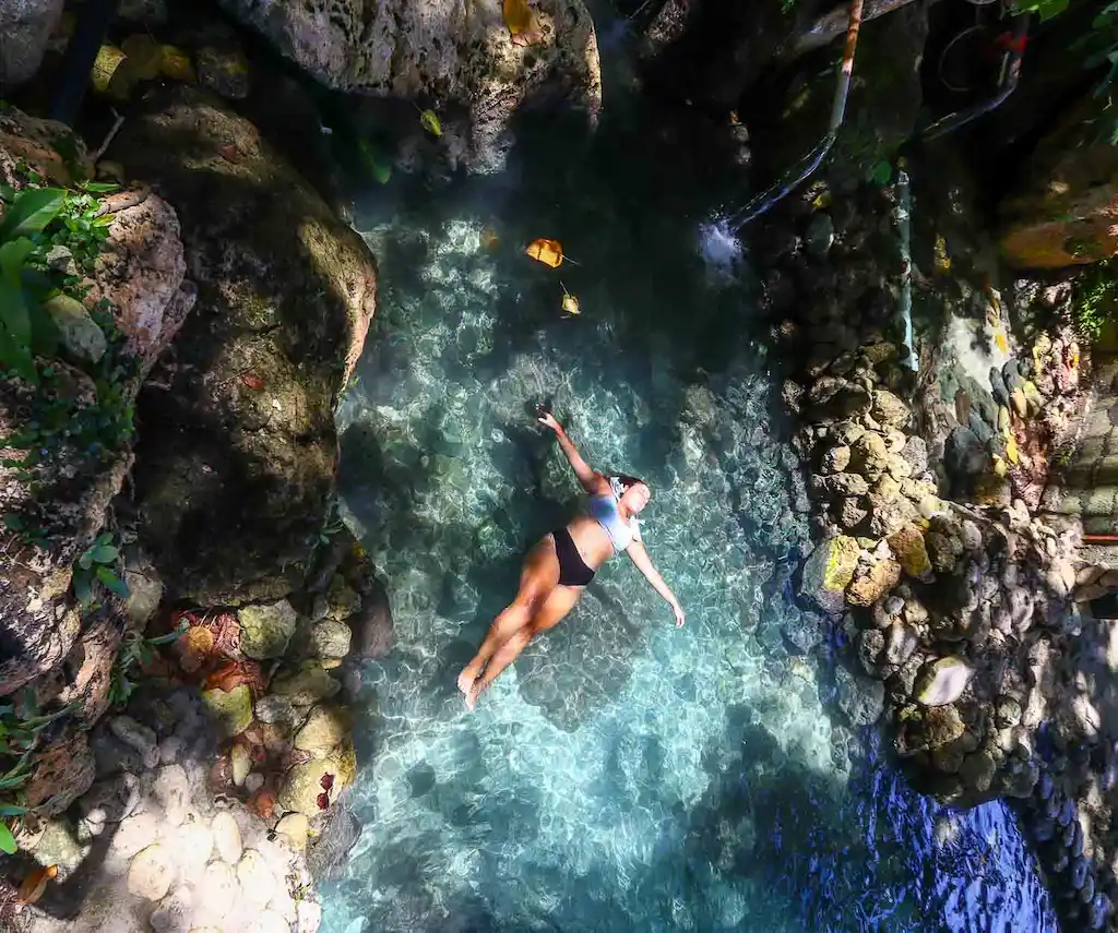 Bimba swimming in Tembeling Natural Pool Bimba swimming in Tembeling Natural Pool