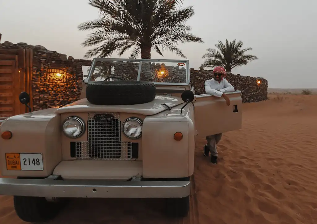 Drive a vintage Land Rover in Dubai