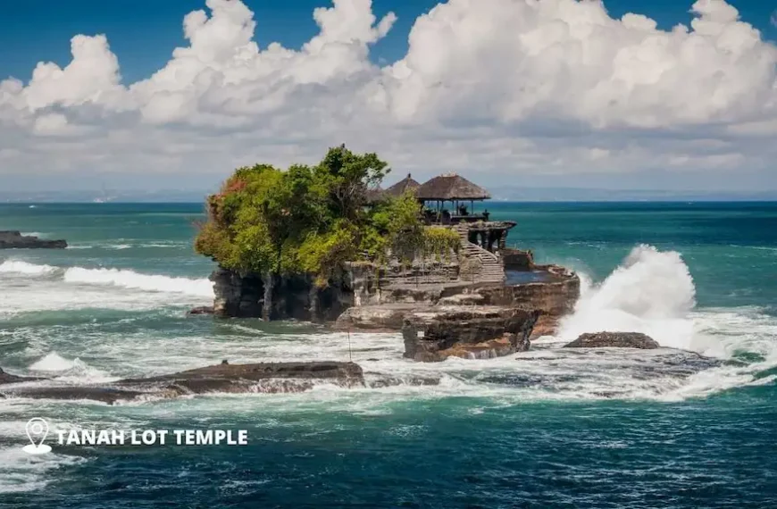 Tanah Lot Temple - Amazing day trips from Canggu
