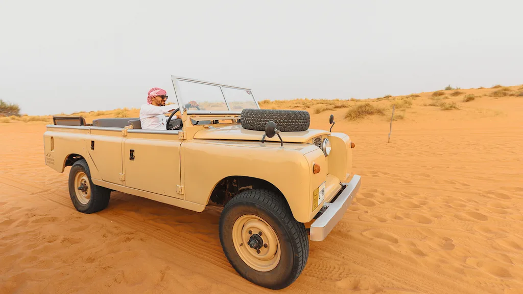 Vintage jeep Desert safari in Dubai Vintage jeep in Dubai - The best Desert safari in Dubai - Best Instagram spots in Dubai