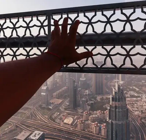 Best photos from Dubai on the top of the Burj Khalifa terrace