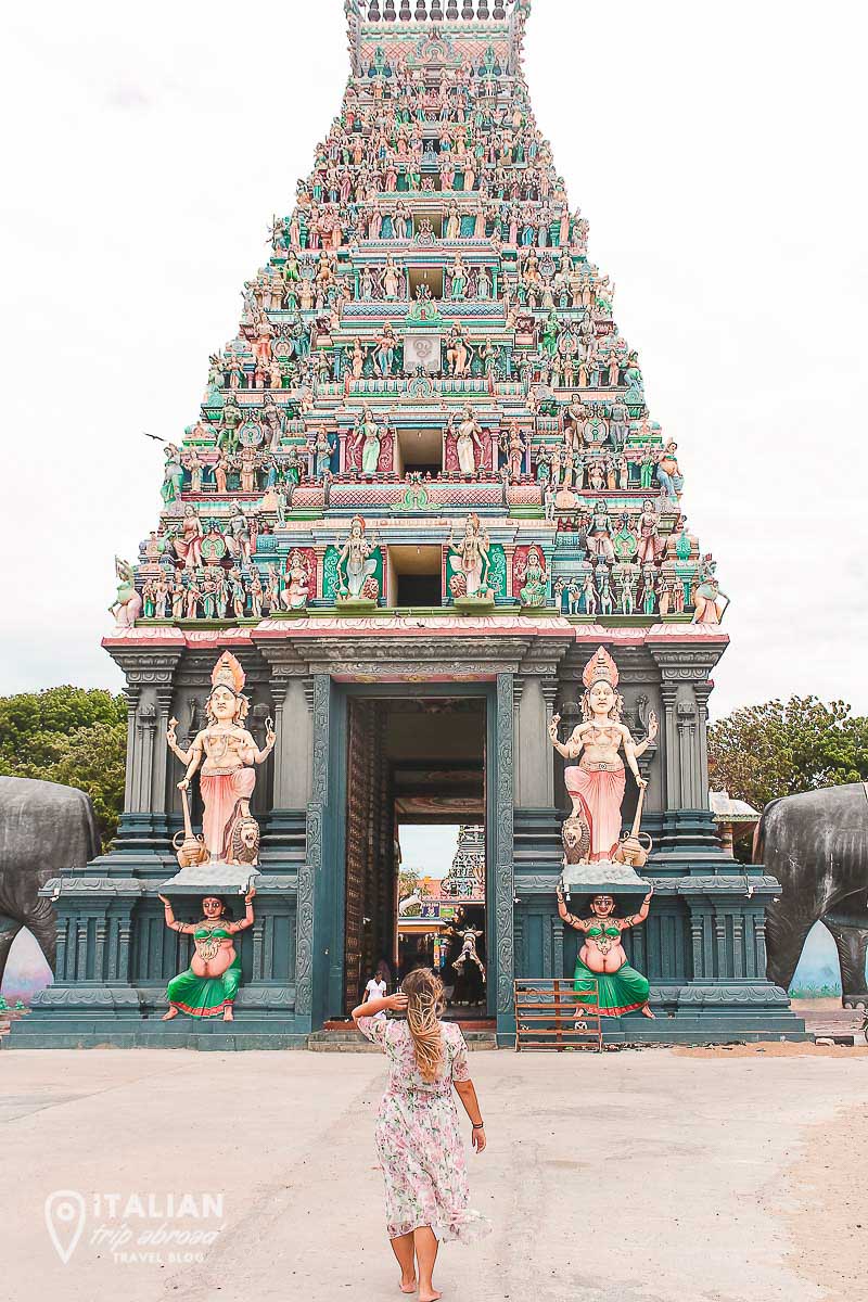 Hindu Temple of Nagadeepa North of Jaffna Visiting the Hindu Temple in Sri Lanka