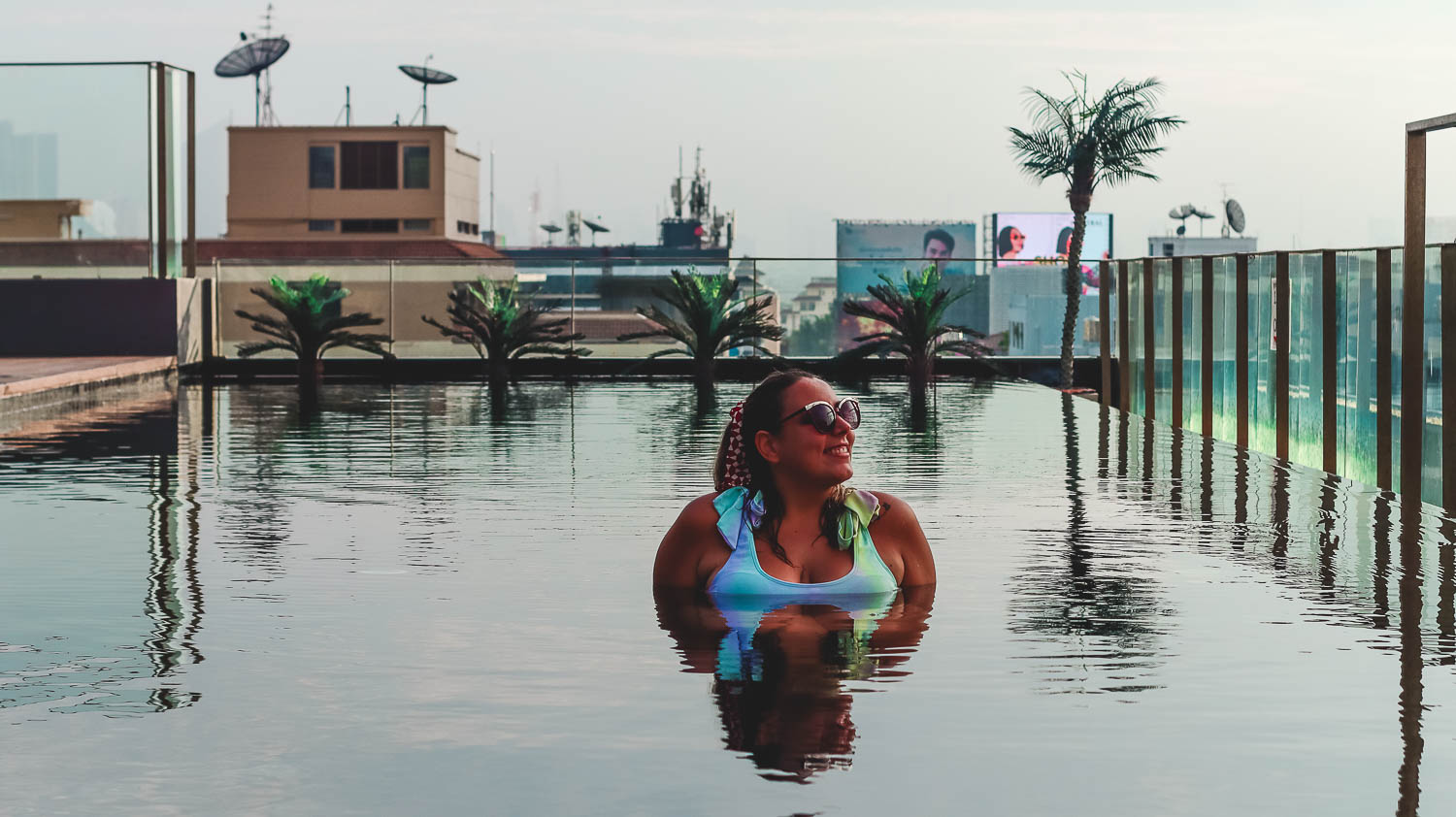 De Prime Hotel Rooftop Pool De Prime Hotel Rooftop Pool