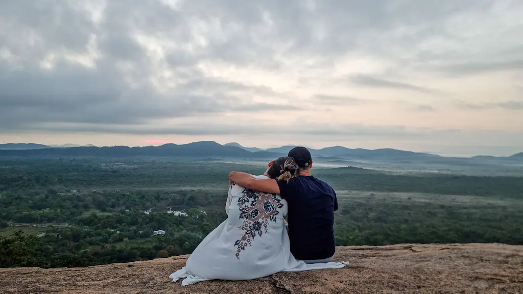 The view from Pidurangala Rock is beautiful with the jungle and the sunrise