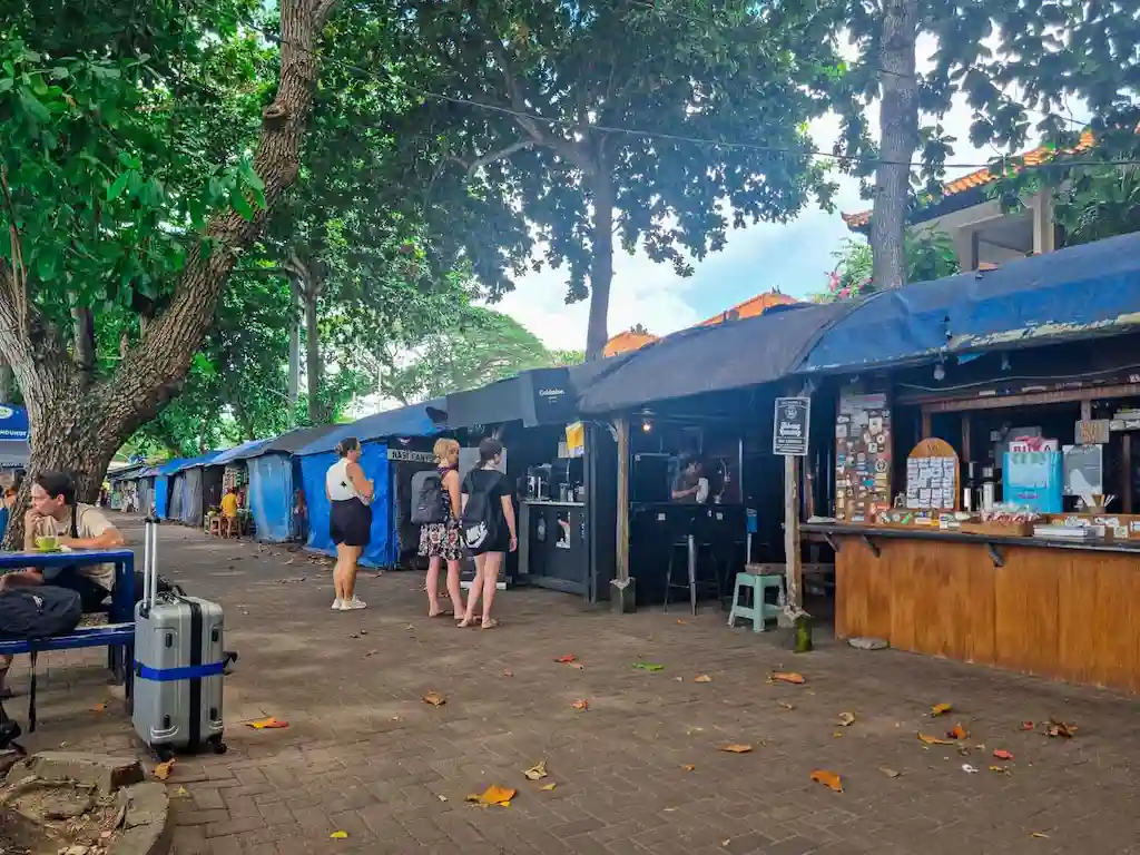 Sanur Port to Nusa Lembongan - Bimba waiting for a coffee