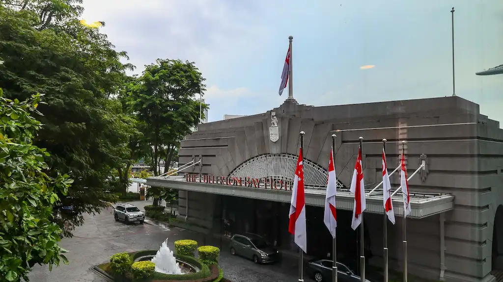 The Fullerton Hotel in Singapore Bay