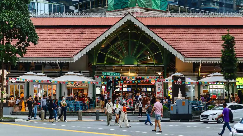 Lau Pa Sat is one of the busiest hawker centre in central Singapore
