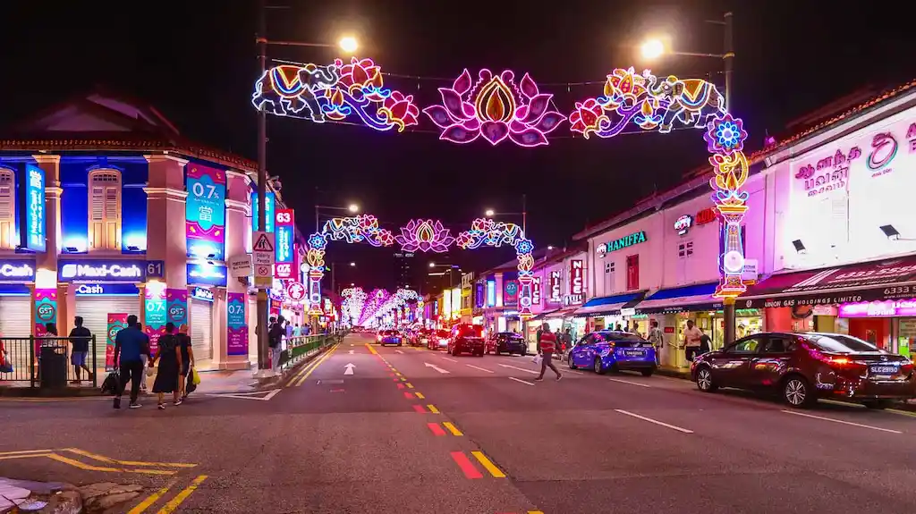 Little india by night | Singapore Little India guide and itinerary