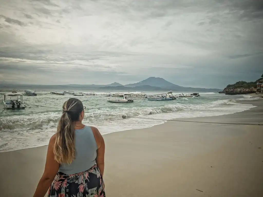 Nusa Lembongna at sunset best photos of the beaches