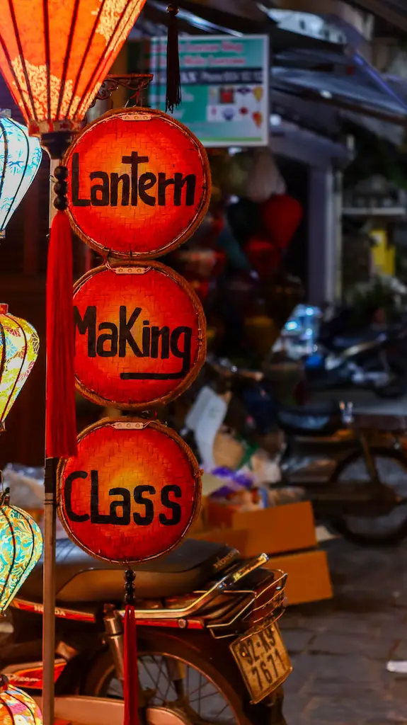 Hoi An lantern making class is one of the best things to do in hoi an