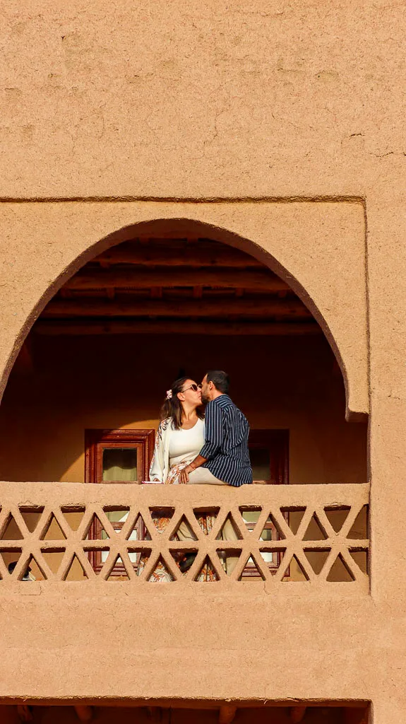 Merzouga Hotel Photo inspiration Toti and Ale enjoying the view from the rooftop terrace in the desert