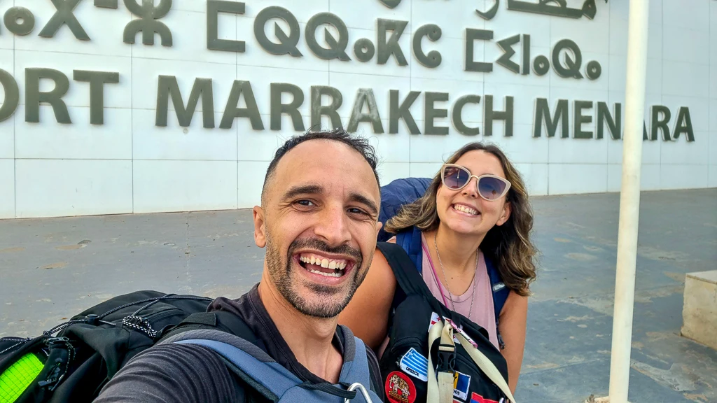 Toti and Ale selfie at Marrakech airprot Ale and Toti before entering Marrakech Airport - How to get from Marrakech airport to city centre