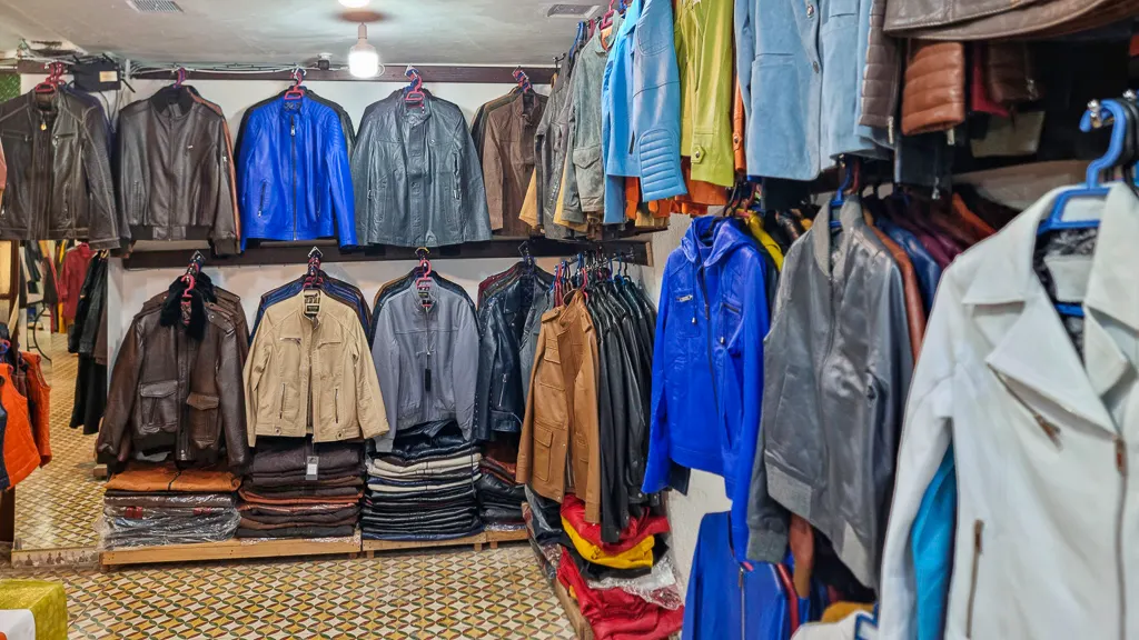 Visiting inside n10 shop of Fes Tannery - Leather shop