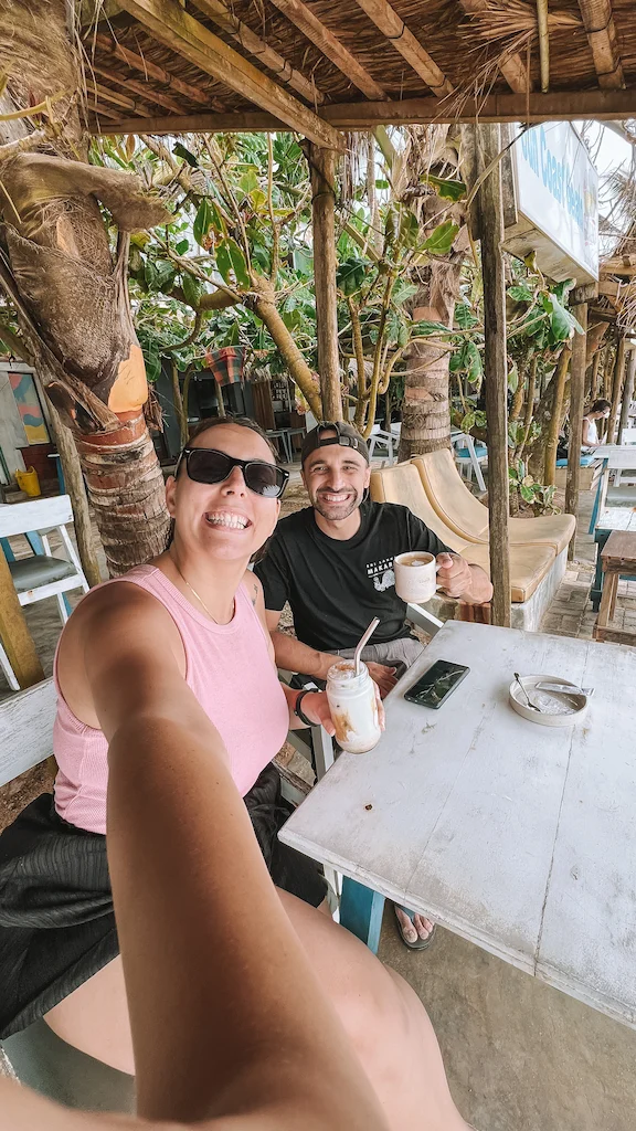 Toti and Ale working from the seaside of Sri Lanka south coast in Mirissa