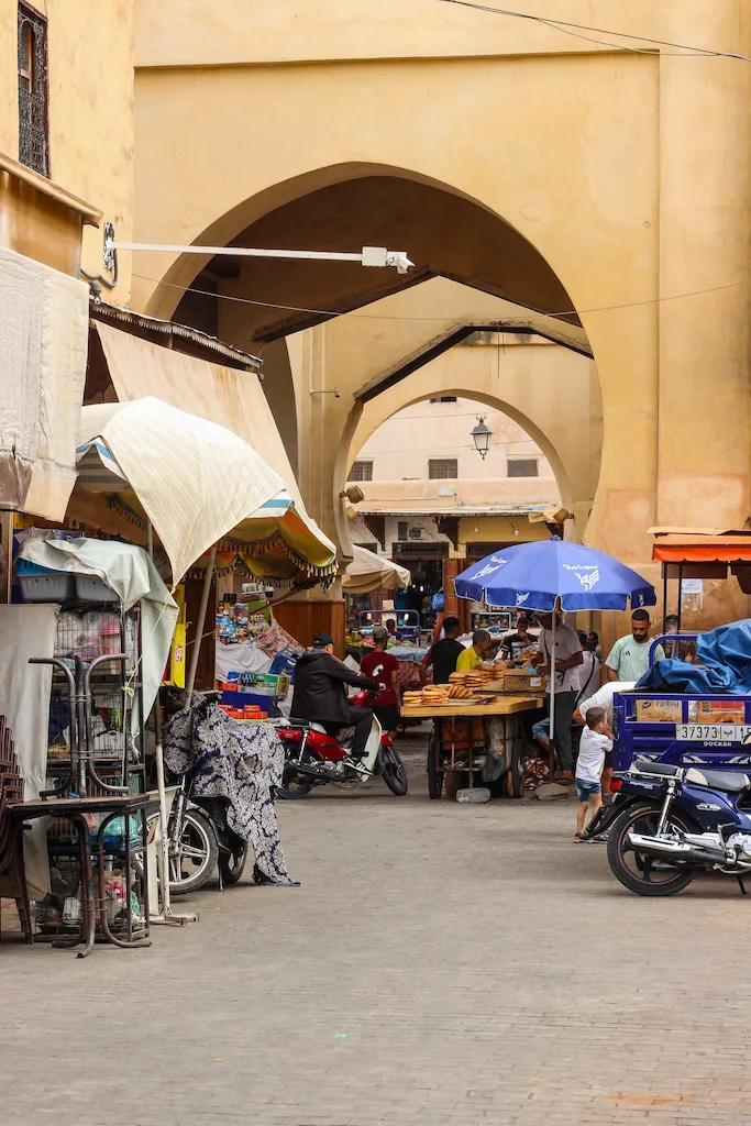 Fes Souk is one of the busiest in Morocco, offering some of the most genuine scene of urban life in Morocco. We shoot, paid the ransom and enjoyed every corner of the medina with no trouble.