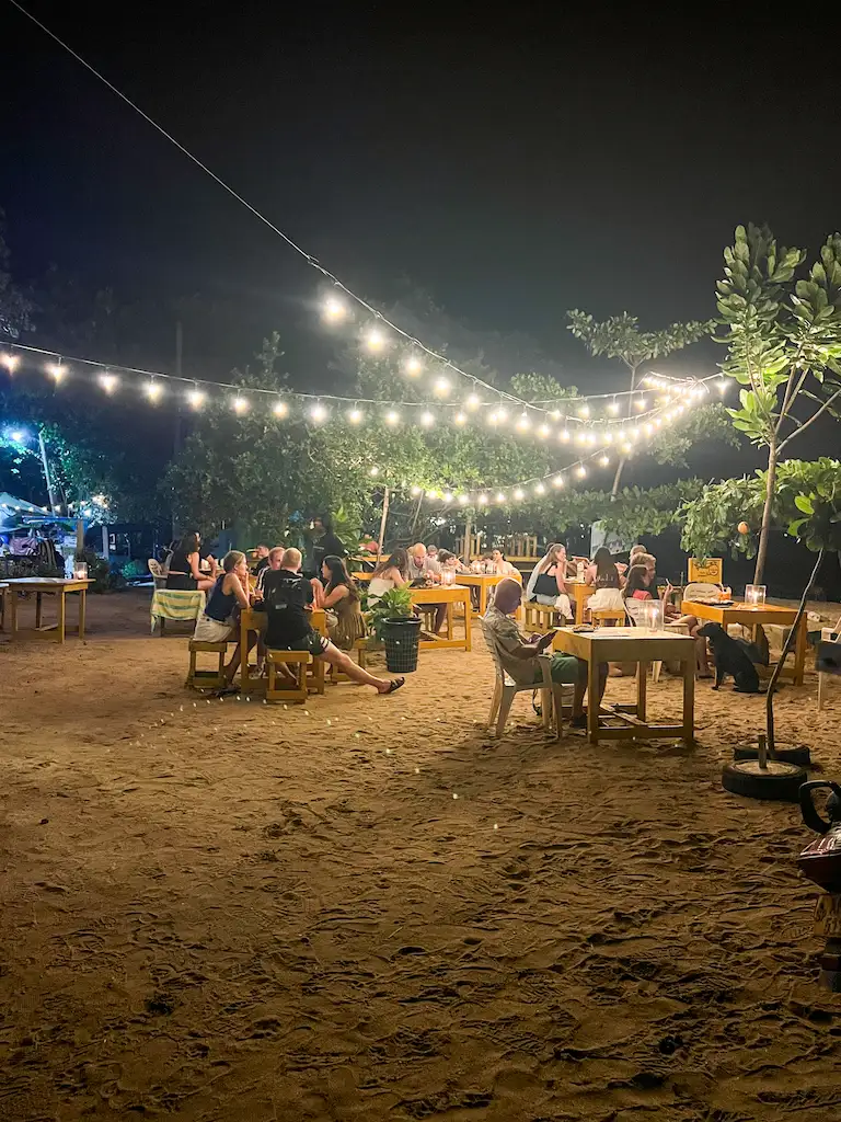 Date night in Hirikeriya Yellow bus restaurant Date night in Hiriketiya - the perfect place for couples in Sri Lanka here on the beach restaurant yellow bus