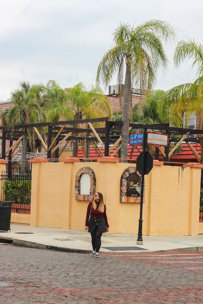 Ale walking around the roads of Ybor City | Passport and Stamps