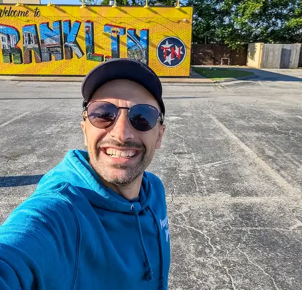 Epic Deep South road trip itinerary - Selfie from Franklin mural
