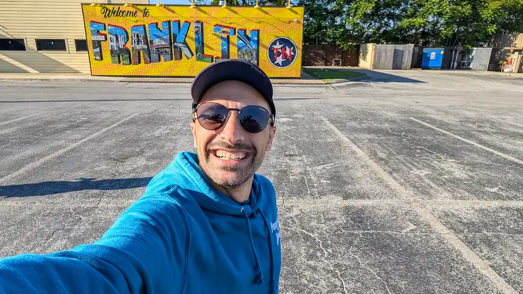 Epic Deep South road trip itinerary - Selfie from Franklin mural